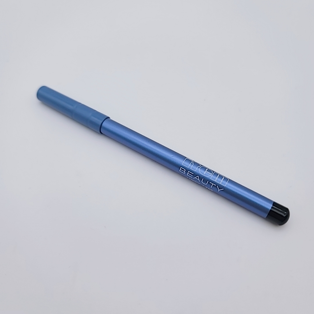 Item Beauty Lucky Line Gel Eyeliner in Black